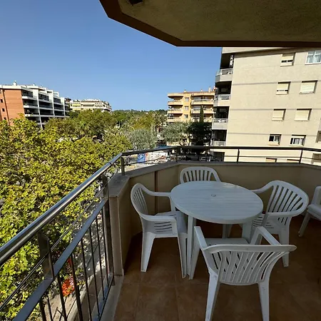M10 Salou Apartaments Exterior photo