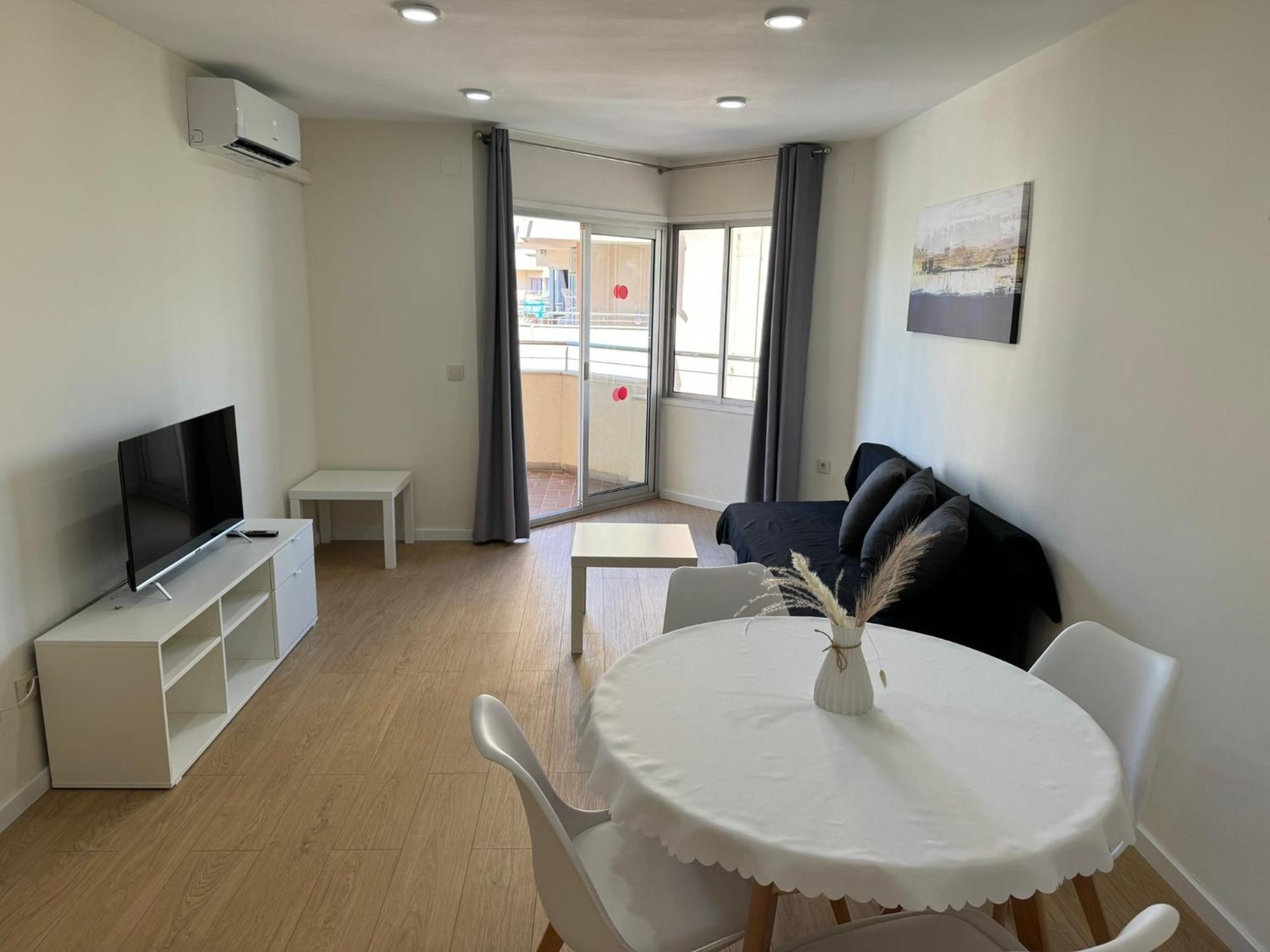 M10 Apartment *