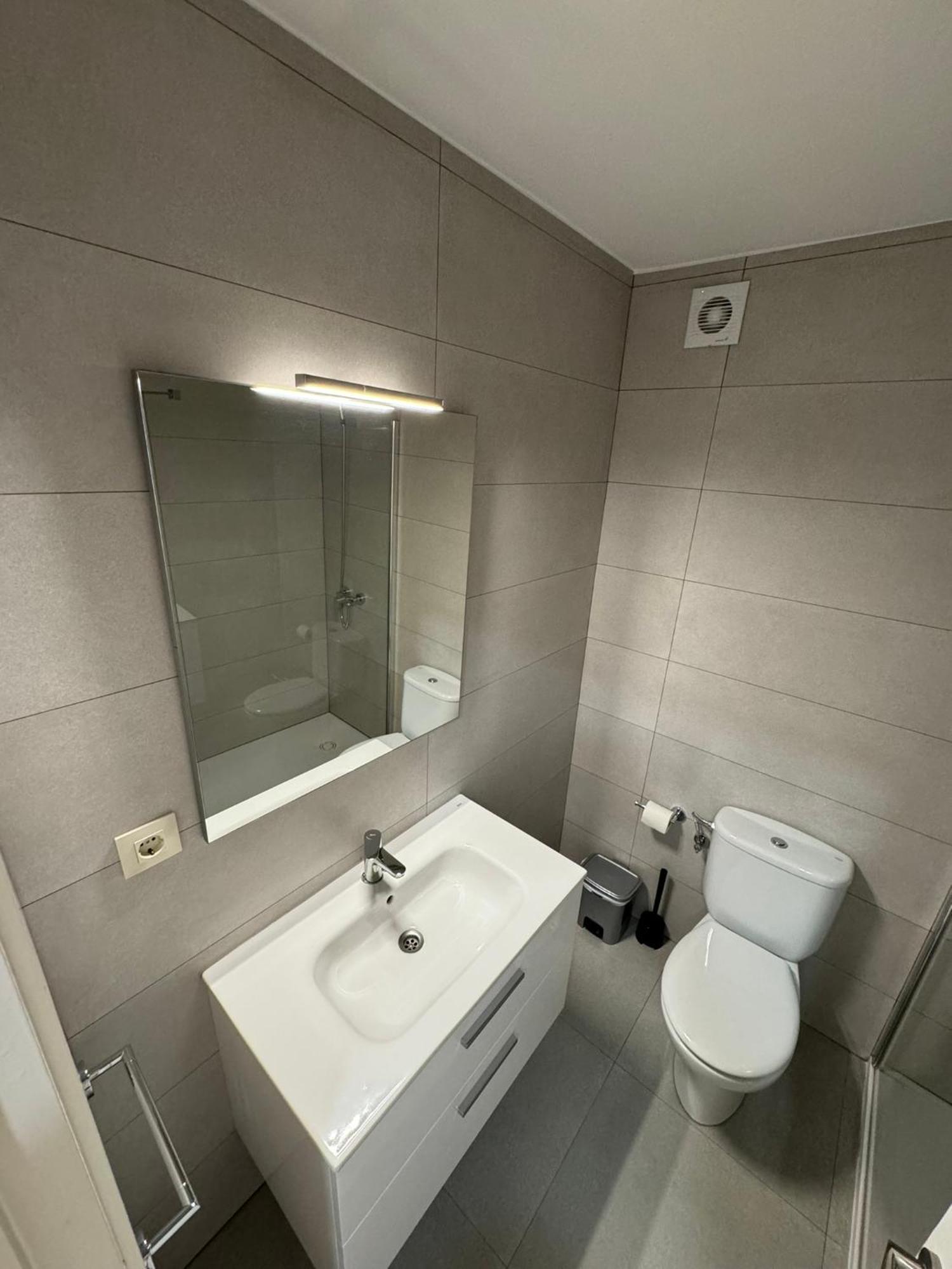 M10 Apartment *